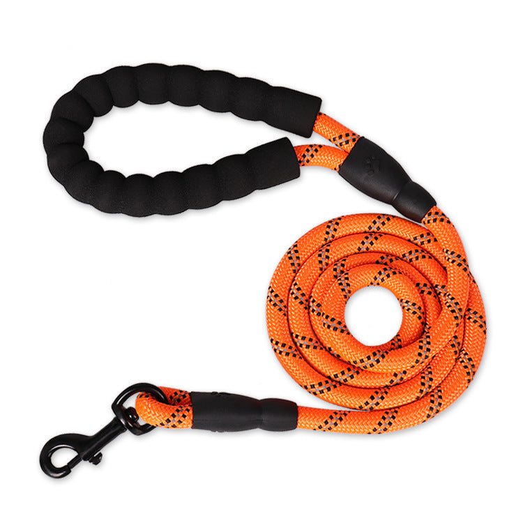 Reflective Nylon Dog Leash – Comfort, Safety & Control in Every Walk