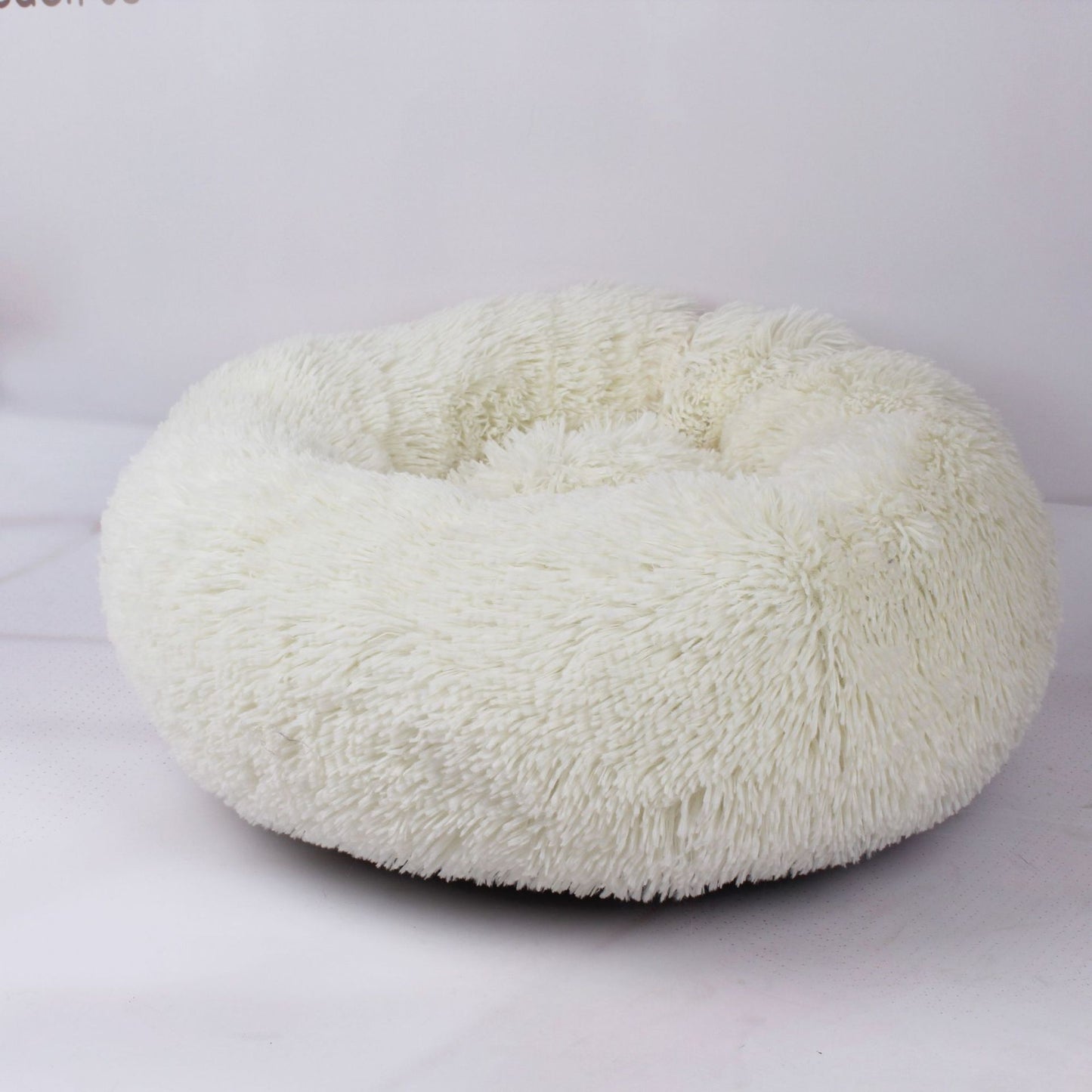 Small Cat Round Plush Nest – Cozy Comfort for Your Kitten