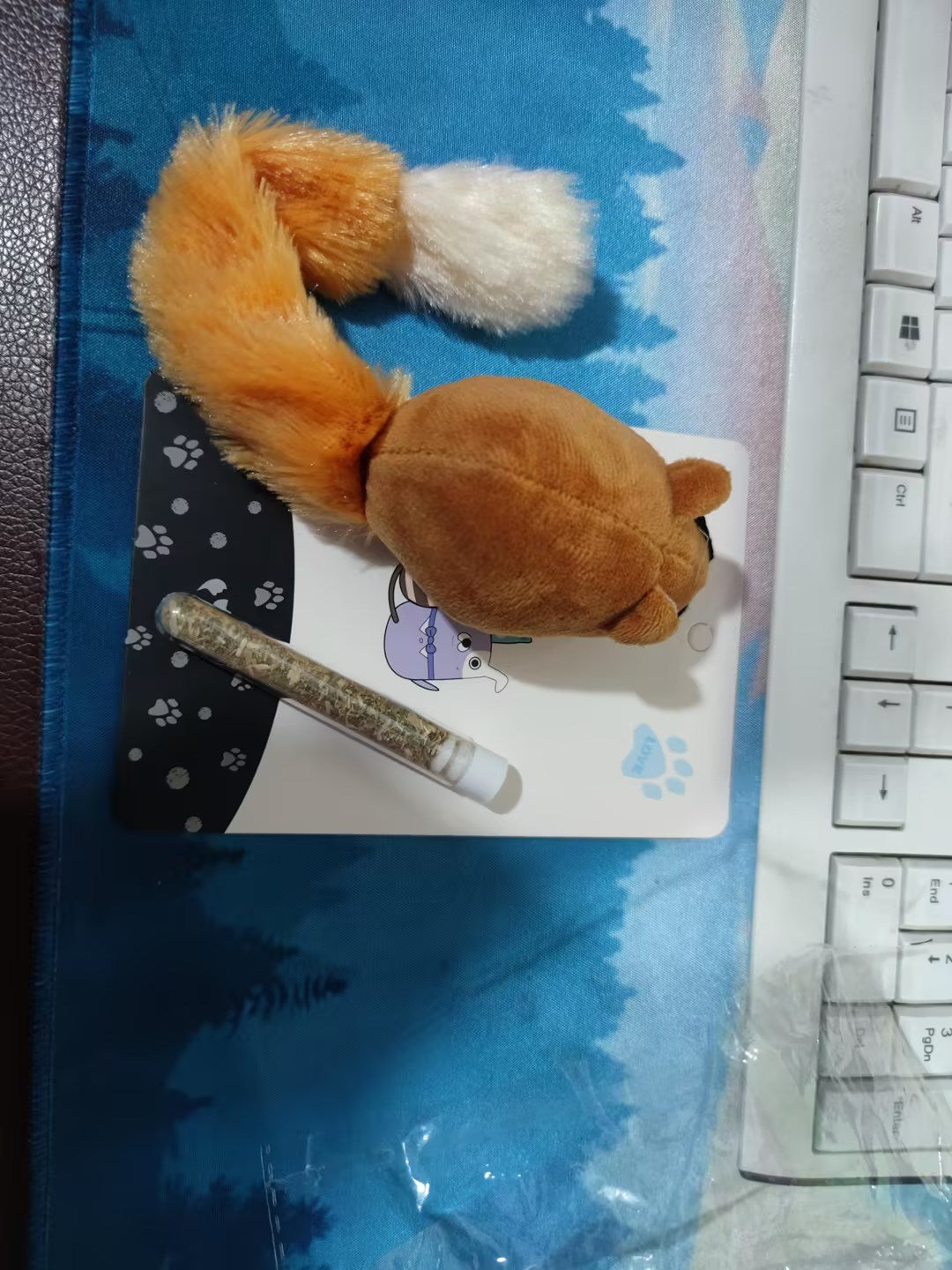 Long‑Tail Teaser Mouse – Irresistible Chase Toy for Happy, Active Cats
