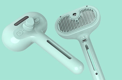 MoistureMist Self-Cleaning Pet Grooming Comb